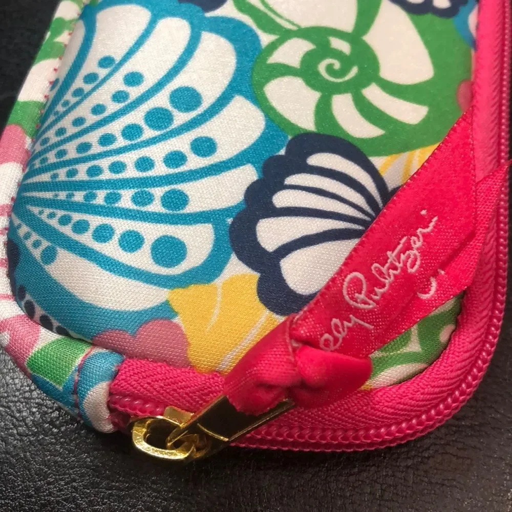 🆕 Lilly Pulitzer Wristlet Pouch